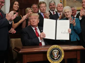 Donald Trump mantiene su lucha contra el Obamacare Donald Trump mantiene su lucha contra el Obamacare