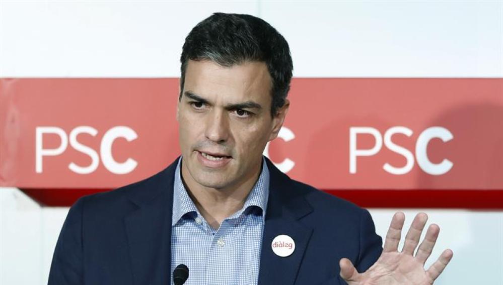 El secretario general del PSOE, Pedro Sánchez, durante una rueda de prensa