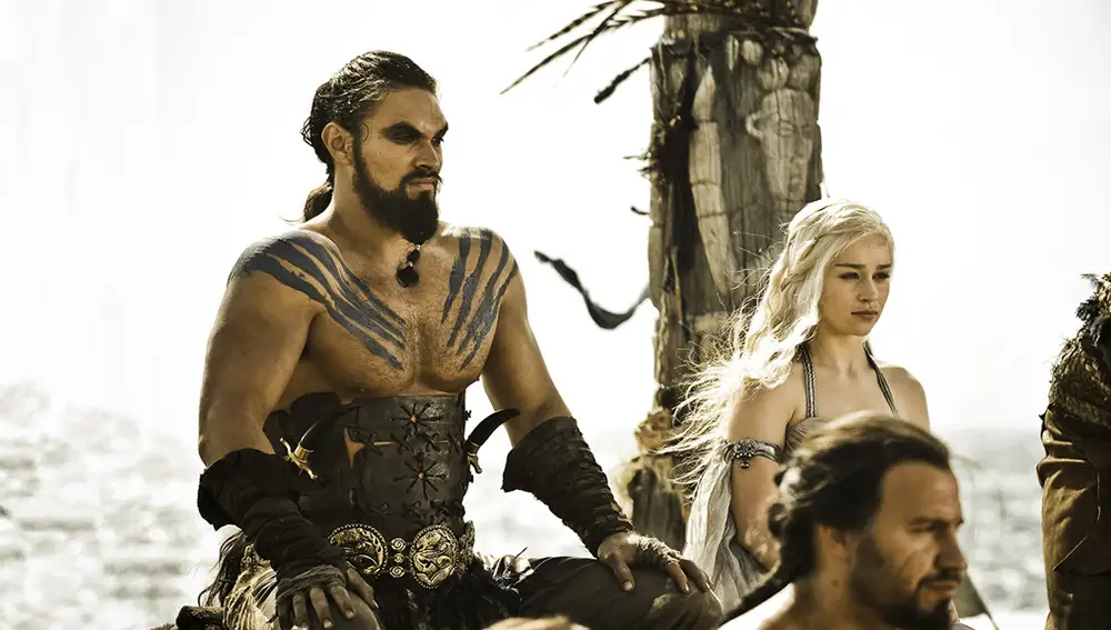 Khal Drogo y Daenerys Targaryen en su boda en 'Juego de Tronos'