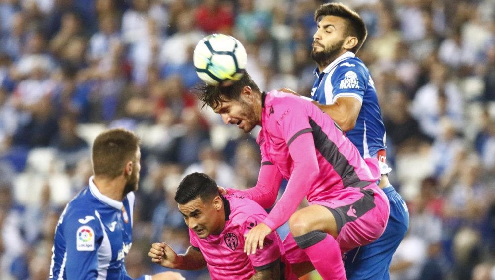 Levante y Espanyol no pudieron pasar del empate a cero