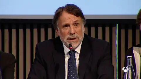 Creuheras, presidente del Grupo Planeta, apela al "diálogo desde la ley" y a la reforma de la Constitución para solucionar la situación en Cataluña Creuheras, presidente del Grupo Planeta, apela al "diálogo desde la ley" y a la reforma de la Constitución para solucionar la situación en Cataluña