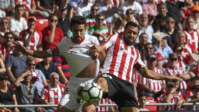 El Athletic frena al Sevilla en San Mamés gracias a un gol de Mikel Vesga y a las paradas de Kepa