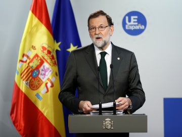Rajoy defiende su obligación de actuar en Cataluña frente a situación límite Rajoy defiende su obligación de actuar en Cataluña frente a situación límite