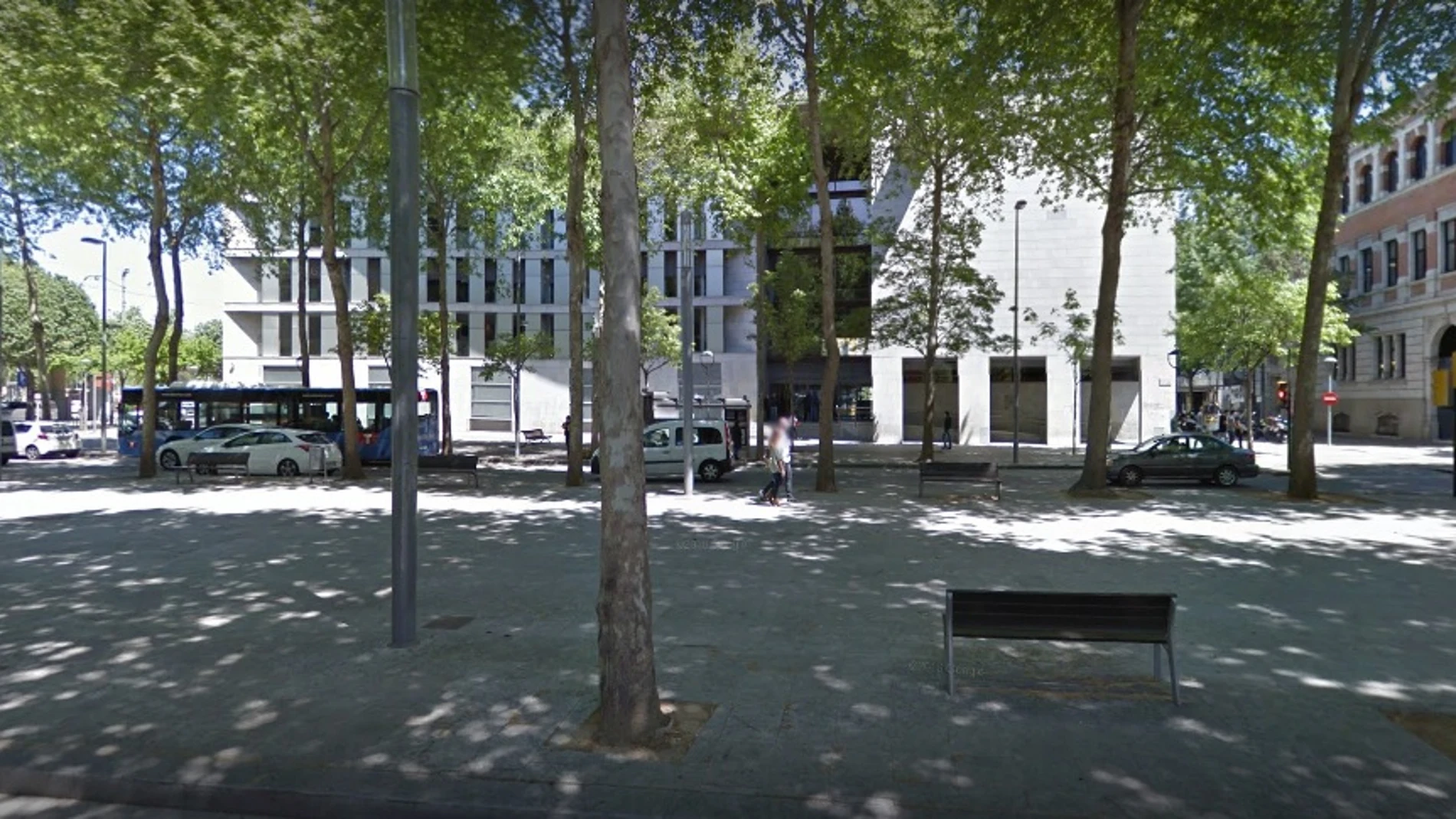 Exteriores del juzgado de lo penal número 3 de Girona Exteriores del juzgado de lo penal número 3 de Girona