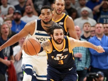 Ricky Rubio, en acción ante los Wolves