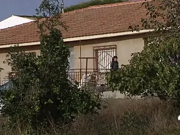 Un hombre mata a su mujer y se suicida en la localidad almeriense de Cuevas del Almanzora Un hombre mata a su mujer y se suicida en la localidad almeriense de Cuevas del Almanzora