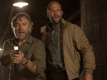 Robert De Niro y Jason Statham en 'Asesinos de élite'