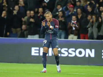 Mbappé celebra un gol con el PSG Mbappé celebra un gol con el PSG