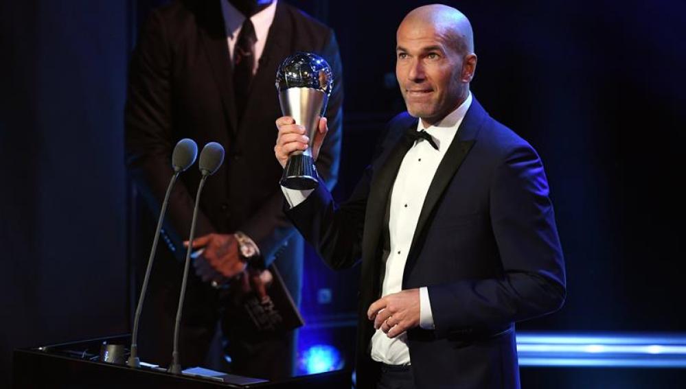 Zidane, galardonado con el premio 'The Best'