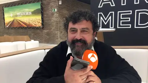 Paco Tous sobre Jaime Lorente: "Me gusta este hijo, tiene una mirada especial" ESTA NOCHE A LAS 22:30 HORAS EN ANTENA 3