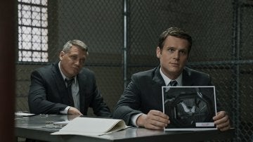 Holt McCallany y Jonathan Groff en 'Mindhunter'