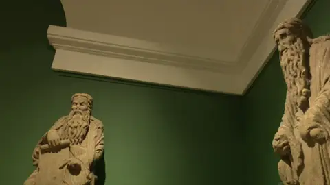 Las esculturas de Isaac y Abraham Las esculturas de Isaac y Abraham