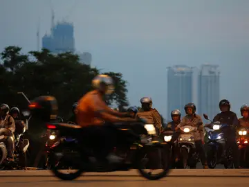 Singapur reducirá su nivel de vehículos privados a partir de 2018 Singapur reducirá su nivel de vehículos privados a partir de 2018