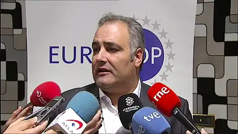 Mossos consideran una deslealtad que los jefes traspasen la responsabilidad del 1-O a los agentes Mossos consideran una deslealtad que los jefes traspasen la responsabilidad del 1-O a los agentes