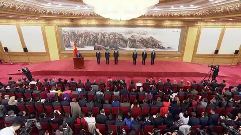 Xi se rodea de aliados y no nombra a un heredero en la nueva cúpula del PCCh Xi se rodea de aliados y no nombra a un heredero en la nueva cúpula del PCCh