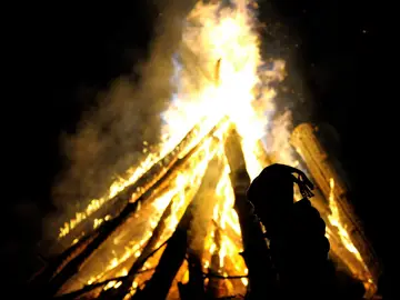 Una hoguera Una hoguera
