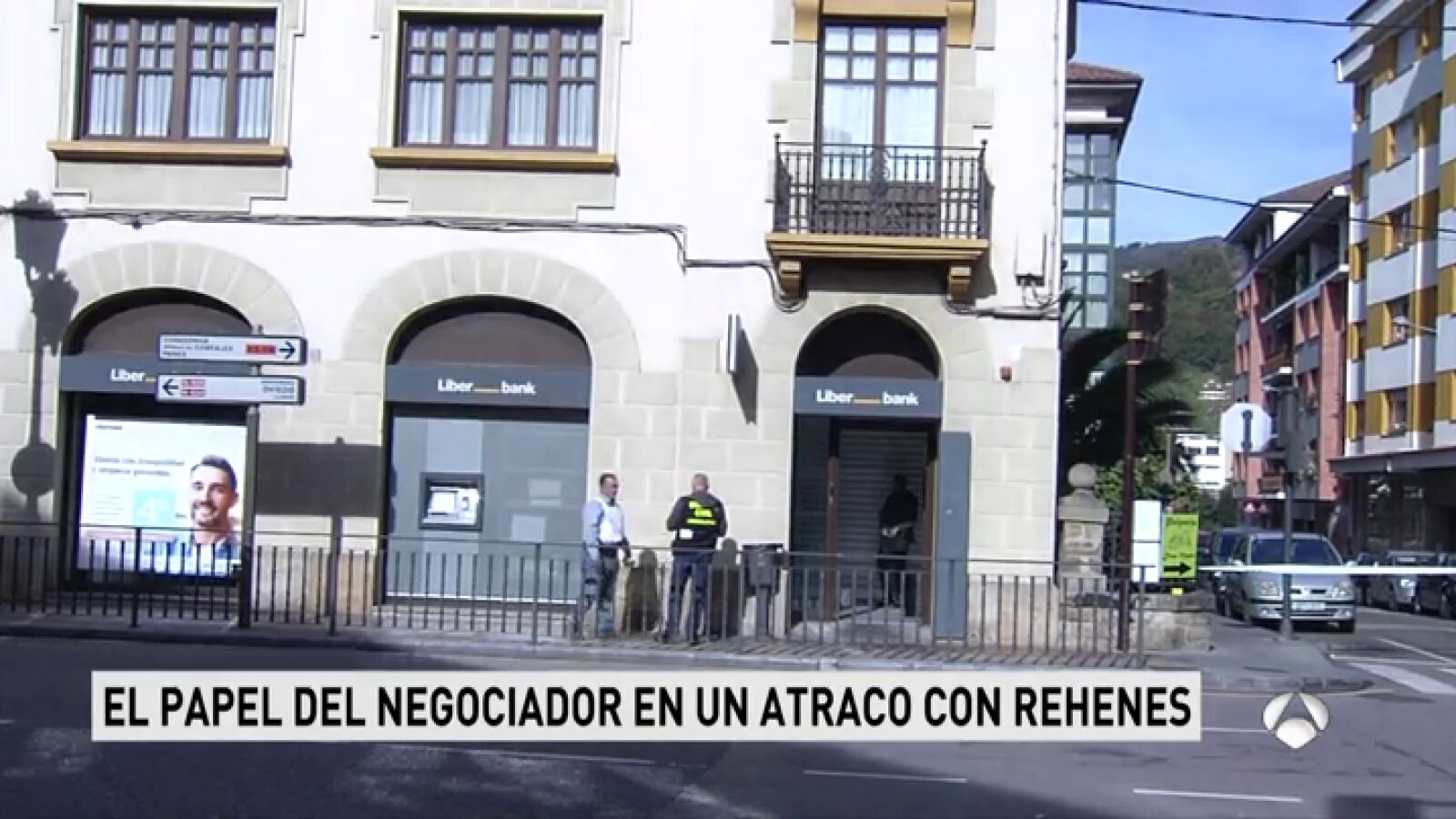 El papel del negociador de la Guardia Civil es clave porque los atracadores son muy imprevisibles