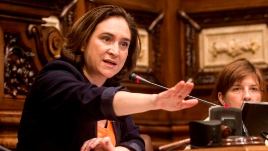 Ada Colau en el Ayuntamiento de Barcelona