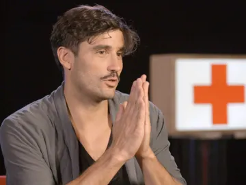 Álex García bromea: “Pido a los doctores de España que me perdonen” Álex García bromea: “Pido a los doctores de España que me perdonen”