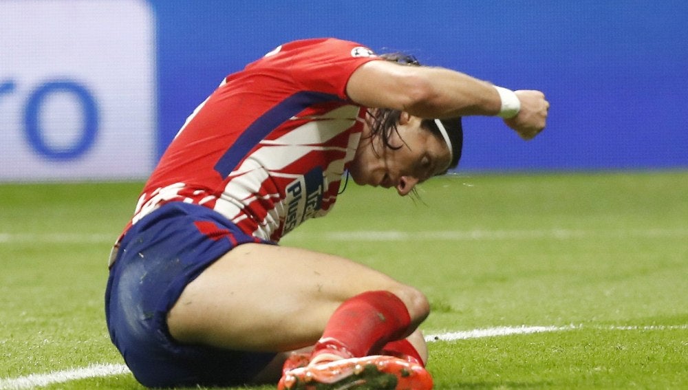 Filipe Luis, en el partido ante el Qarabag
