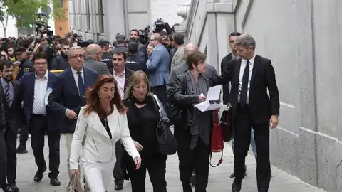 Llegada al Supremo de miembros de la Mesa del Parlament Llegada al Supremo de miembros de la Mesa del Parlament