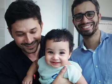 La carta que un padre gay escribe a su hijo adoptado La carta que un padre gay escribe a su hijo adoptado