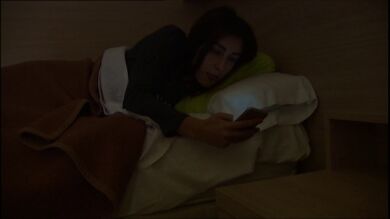 Prestar atención solo al móvil ya tiene nombre: phubbing
