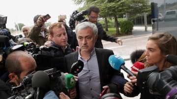 Mourinho, a su llegada al juzgado de Pozuelo