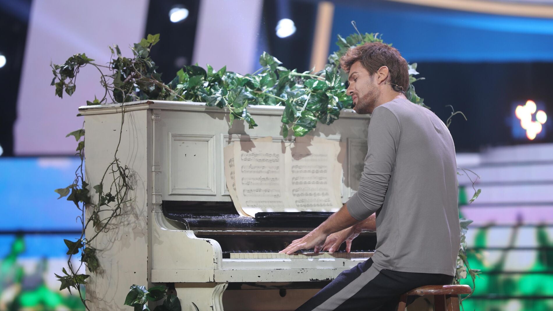 Fran Dieli se moja como Pablo Albor&aacute;n para versionar su &eacute;xito &lsquo;Por fin&rsquo;