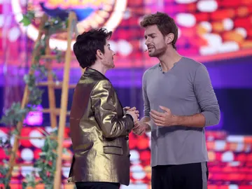 ‘Pablo Alborán’ y Diana Navarro conmueven al público cantando ‘Solamente tú’ en ‘Tu cara me suena’ ‘Pablo Alborán’ y Diana Navarro conmueven al público cantando ‘Solamente tú’ en ‘Tu cara me suena’