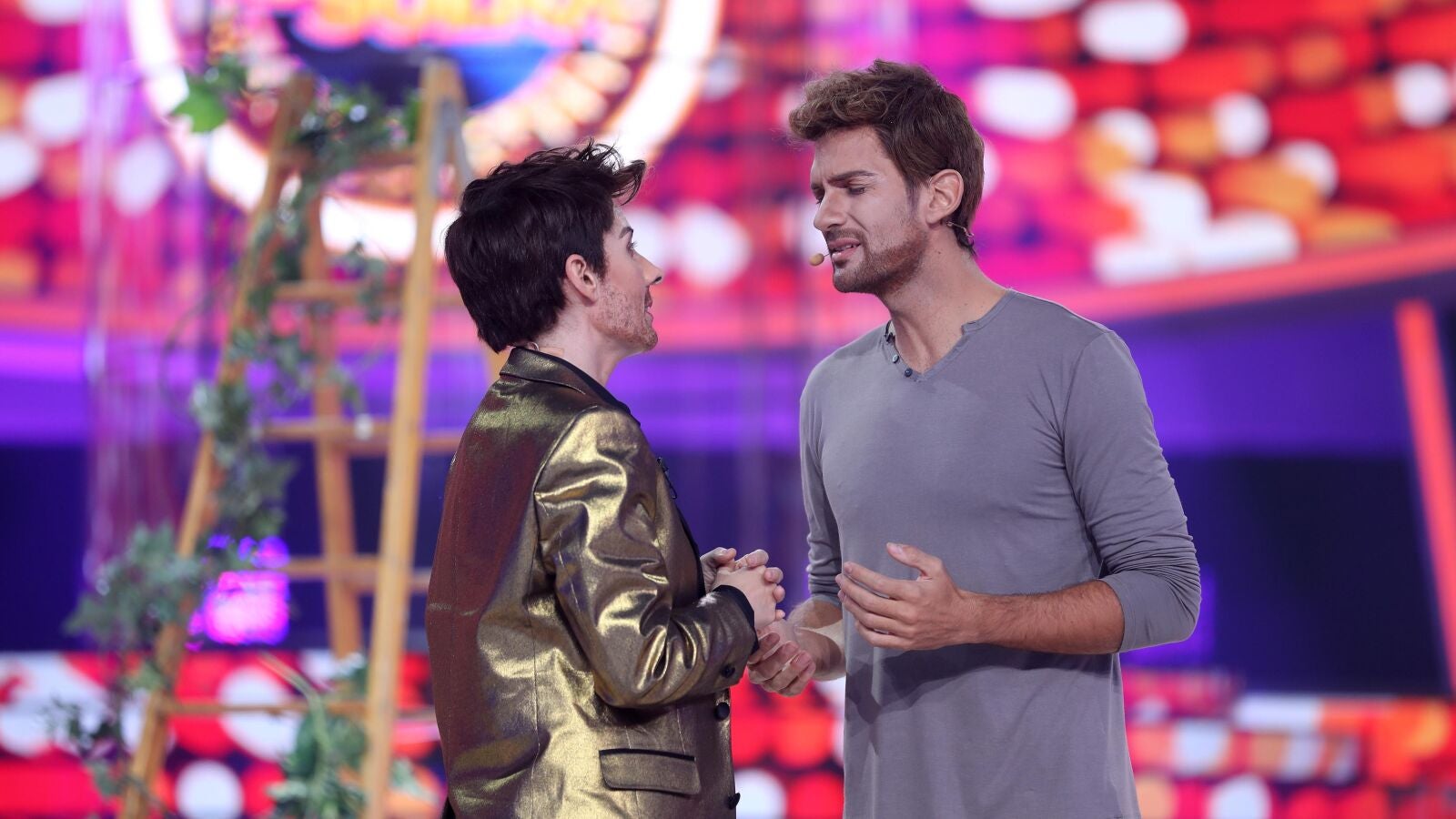 ‘Pablo Alborán’ y Diana Navarro conmueven al público cantando ‘Solamente tú’ en ‘Tu cara me suena’