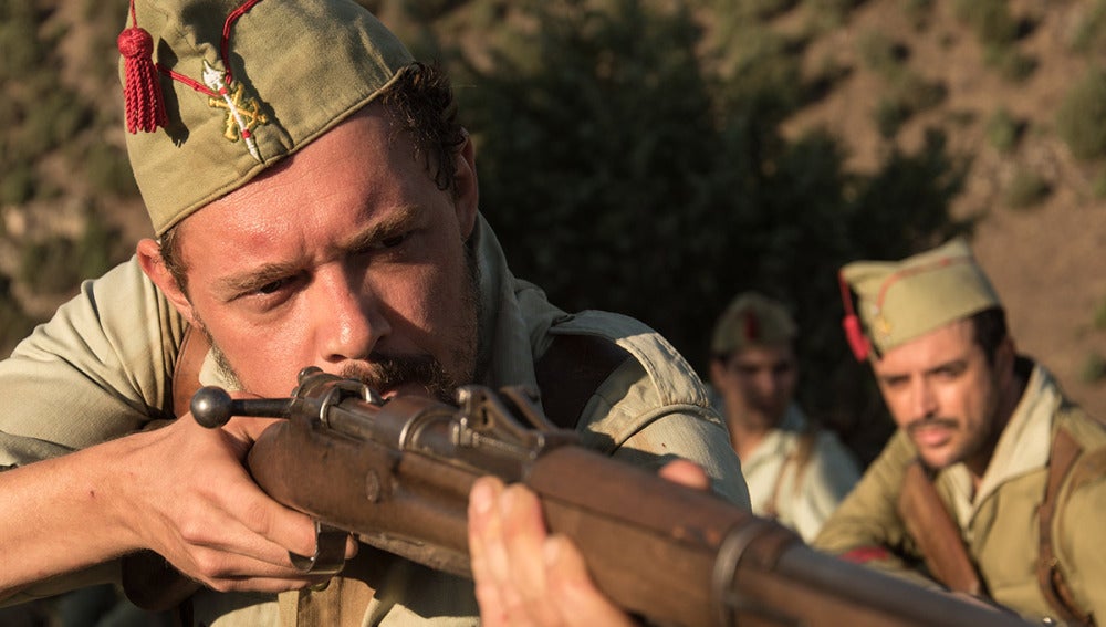 Federico Aguado es Roberto Molina