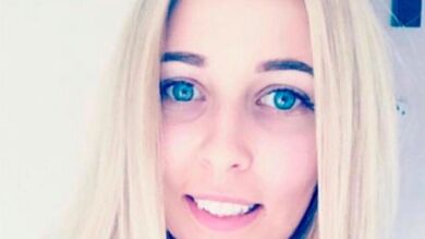 Una joven busca al héroe anónimo que le salvó la vida cuando se cayó inconsciente a las vías del tren