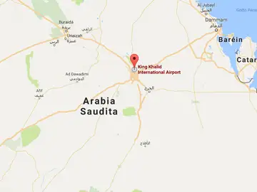 Los rebeldes yemeníes lanzan un misil balístico contra Riad Los rebeldes yemeníes lanzan un misil balístico contra Riad