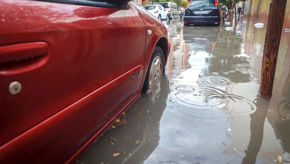 Dos carreteras siguen cortadas en la provincia de Cádiz por la lluvia