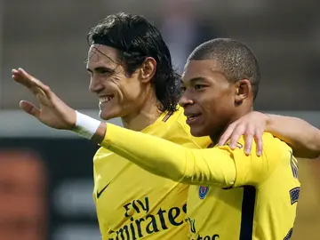 Cavani, con Mbappé Cavani, con Mbappé