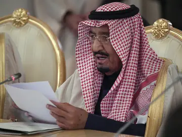 Detenidos diez príncipes y decenas de exministros por corrupción en Arabia Saudí Detenidos diez príncipes y decenas de exministros por corrupción en Arabia Saudí