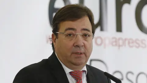 Vara, en contra de conceder a Cataluña un cupo como el vasco: "Tener dos lenguas no significa tener dos bocas" Vara, en contra de conceder a Cataluña un cupo como el vasco: "Tener dos lenguas no significa tener dos bocas"