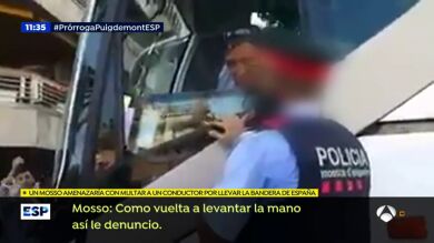 ¿Amenaza un Mosso a un conductor de autobús por ondear la bandera española?