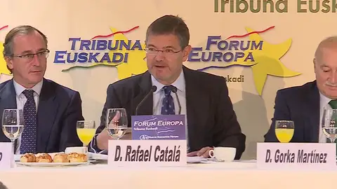 Catalá afirma que el Gobierno ha sido "prudente" y dice que la aplicación del 155 "finalizará con las elecciones" Catalá afirma que el Gobierno ha sido "prudente" y dice que la aplicación del 155 "finalizará con las elecciones"
