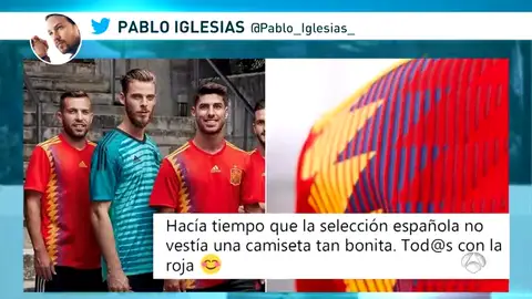 Pablo Iglesias elogia en Twitter la nueva camiseta de la selección española Pablo Iglesias elogia en Twitter la nueva camiseta de la selección española