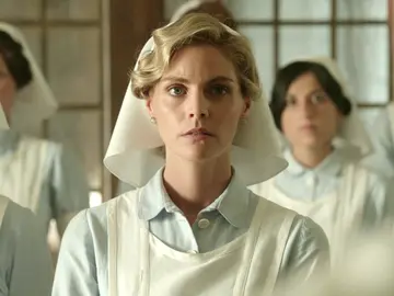 Tres damas enfermeras vivirán el horror de la guerra en primera línea Tres damas enfermeras vivirán el horror de la guerra en primera línea