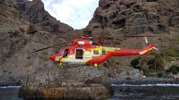 Helicóptero de rescate 112 Canarias
