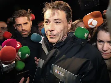 Ignacio González sale de la cárcel tras pagar 400.000 euros de fianza Ignacio González sale de la cárcel tras pagar 400.000 euros de fianza