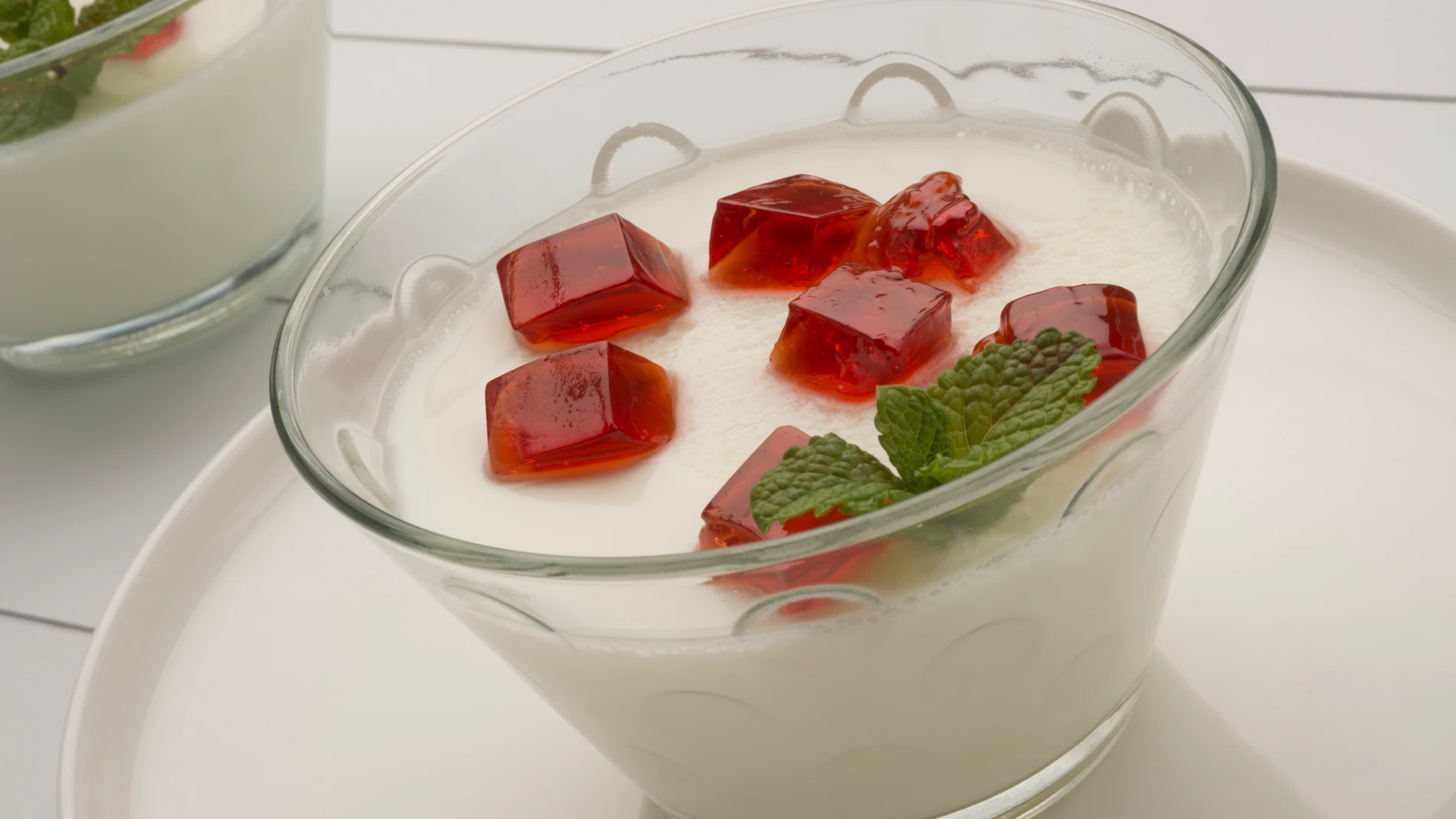 Cuajada con gelatina de membrillo
