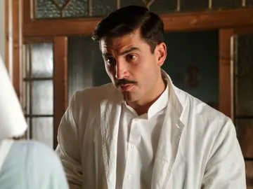 Fidel se interesa por la confesión de Julia: “¿Sigues molesta conmigo?” Fidel se interesa por la confesión de Julia: “¿Sigues molesta conmigo?”