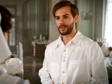 Alejandro coquetea con Pilar: “Está guapísima cuando se enfada” Alejandro coquetea con Pilar: “Está guapísima cuando se enfada”