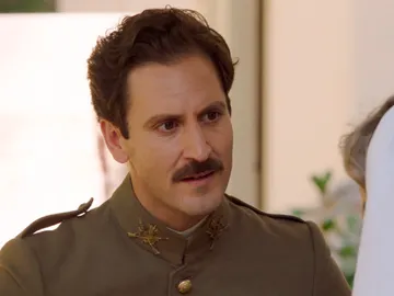 Andrés duda de Julia: “¿De verdad quieres que estemos juntos?” Andrés duda de Julia: “¿De verdad quieres que estemos juntos?”