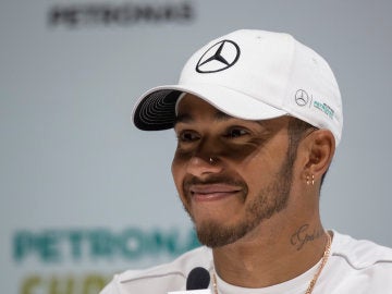 Lewis Hamilton, en una rueda de prensa en Sao Paulo