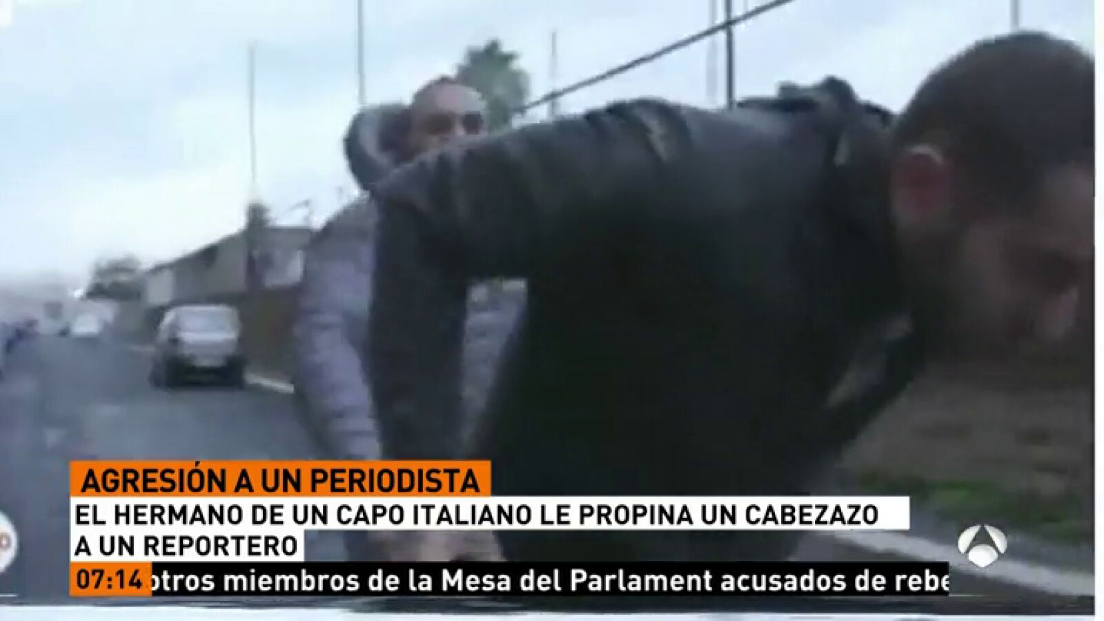 El hermano de un capo italiano rompe la nariz a un periodista de la televisión pública italiana por una pregunta que no le gustaba